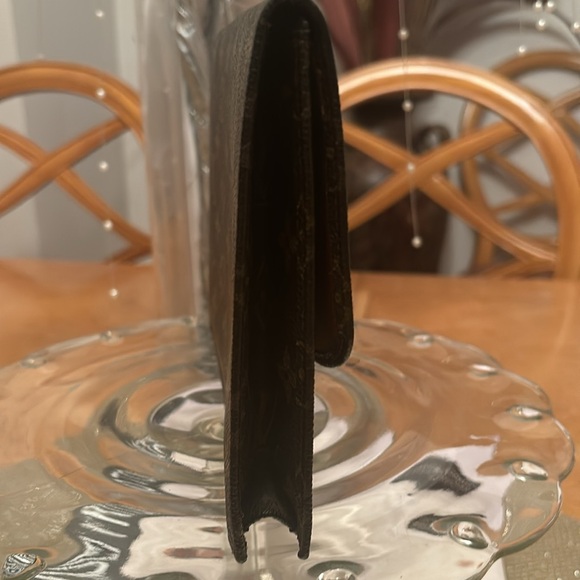 Louis Vuitton Pouch - Picture 4 of 10